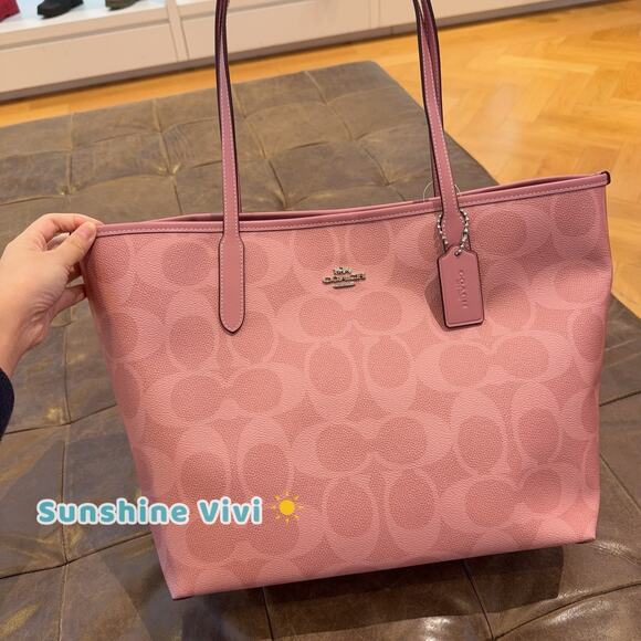 NWT Coach City Tote Bag In Signature Canvas CAL49 Dusty Pink - Picture 1 of 13